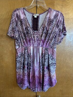 World Unity Purple Paisley V-Neck Tunic